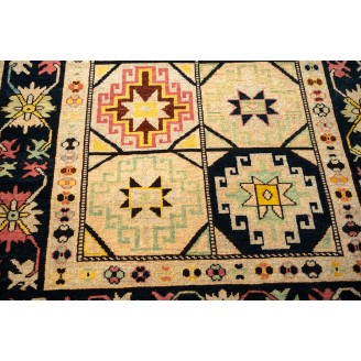 Memling Gul Kazak Rug