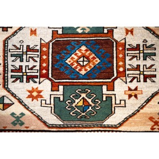 Lori-Pambak Kazak Rug