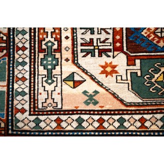 Lori-Pambak Kazak Rug